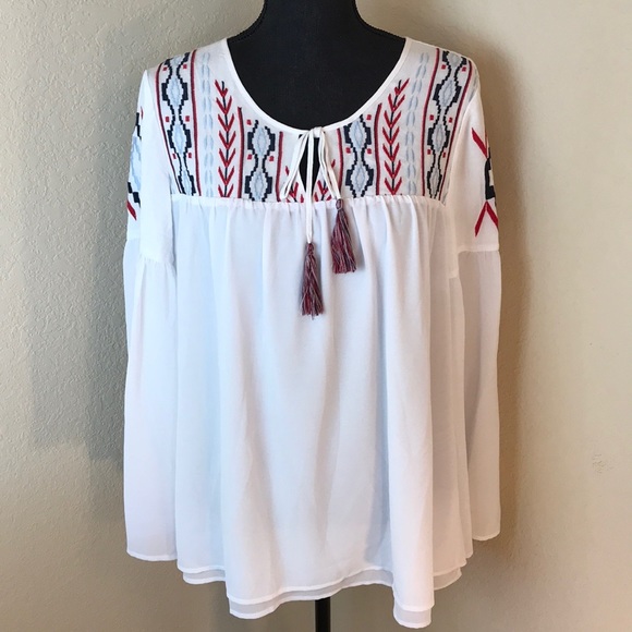 Ariat Tops - Women’s Ariat Blouse Size Medium